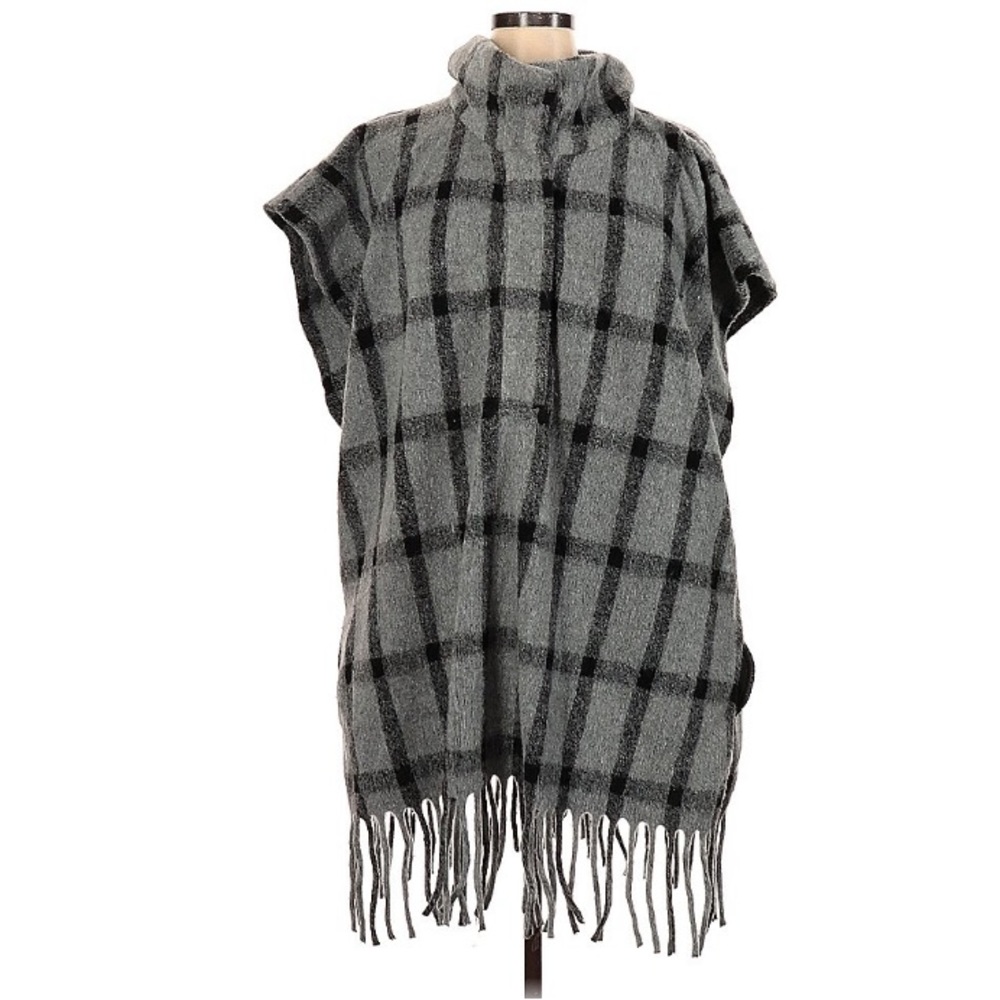 Zara Fringe Oversized Poncho | Size M | Black Gray | Endless Style Possibilities